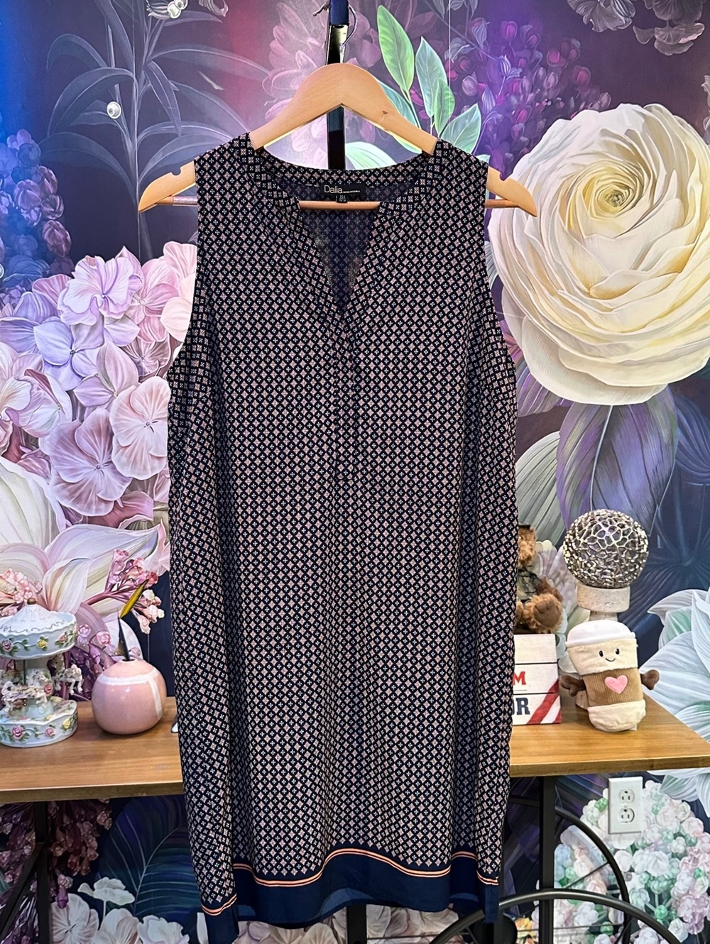Dalia Sleeveless Shift Dress Women's Size 8 Navy Blue Geometric Print Polyester